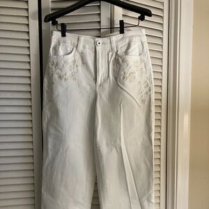 NWT Inc. Denim White Embroidered Jeans